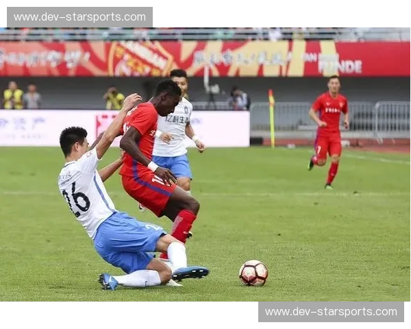 绿茵场上的冰与火之歌：回望延边富德与天津亿利的峥嵘岁月